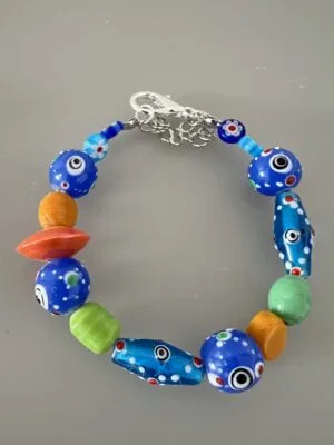 צמיד חרוזי זכוכית דק