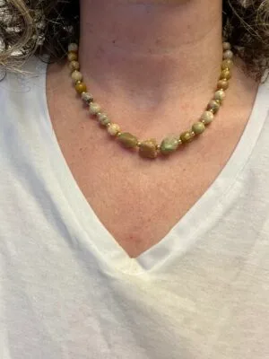 שרשרת אבני חן טבעיות