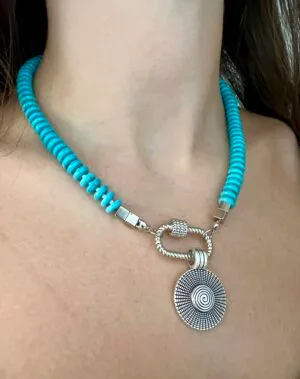 שרשרת טורקיז חרוזים שטוחים  קרבינה כסופה