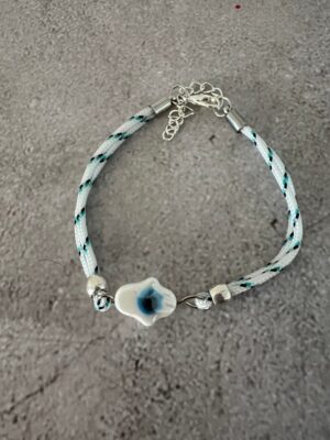 צמיד חוט חמסה לבן