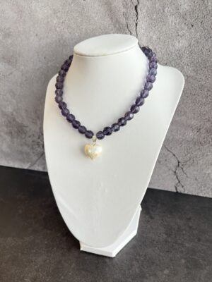 שרשרת צ'וקר חרוזי קריסטל סגולים תליון לב פנינה