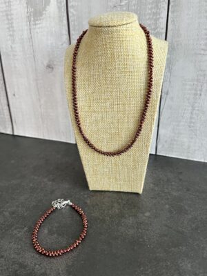 סט צ׳וקר וצמיד ברונזה