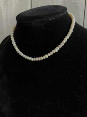 שרשרת פנינים קטנות קלאסית