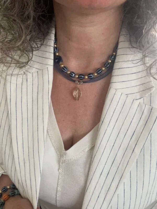 ⁦לוק דנים קלאסי בשיק עירוני⁩ – תמונה ⁦7⁩