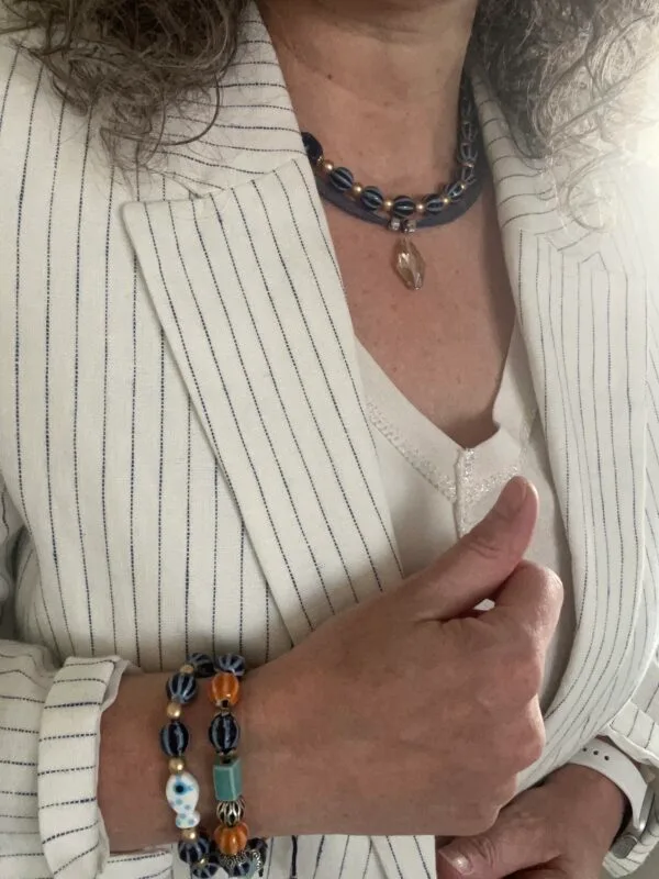 ⁦לוק דנים קלאסי בשיק עירוני⁩ – תמונה ⁦6⁩