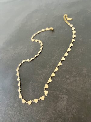 שרשרת לבבות זהב