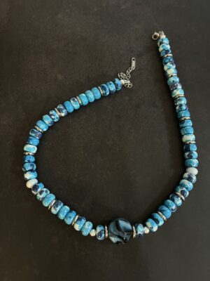 שרשרת חרוזים שטוחים בטורקיז