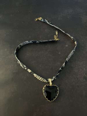 שרשרת חבל מנוחש תליון מרקיזה לב שחור