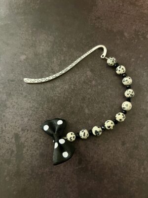 תכשיט לספר - סימניה מעוצבת - ג׳אספר דלמטי פפיון