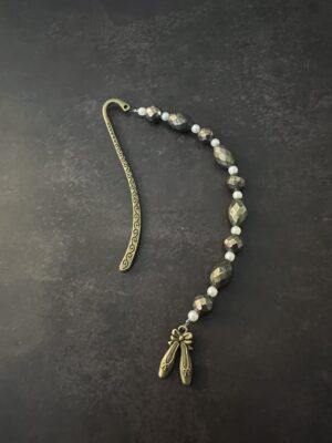 תכשיט לספר - סימניה מעוצבת - המטייט נעלי בלט