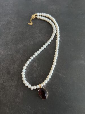 שרשרת פנינים מרקיזה חומה