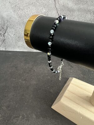 צמיד לרגל קריסטל שחור ושקוף