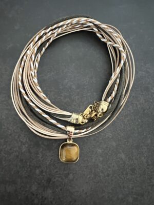 שרשרת חבלים חום עין הנמר