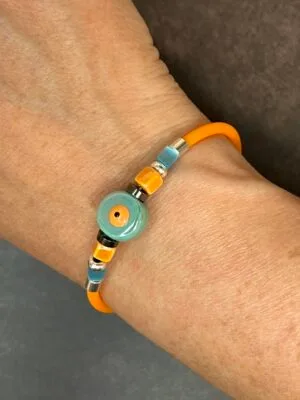 צמיד סיליקון צבעוני Eye Vibe