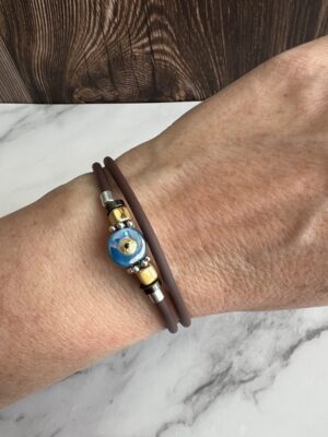 צמיד סיליקון צבעוני Eye Vibe חום