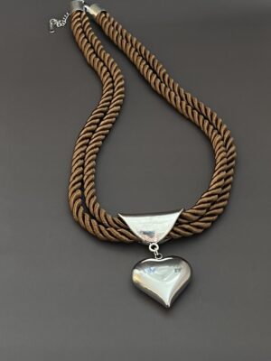 שרשרת חבל חום כפול לב כסוף