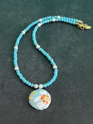 שרשרת חרוזי קריסטל טורקיז תליון פרח