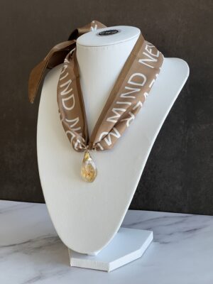 שרשרת צעיף חום עם תליון סיטרין