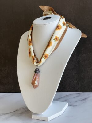 שרשרת צעיף חום עם תליון קריסטל חום