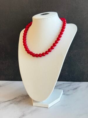 צ׳וקר אדום חרוזים גדולים