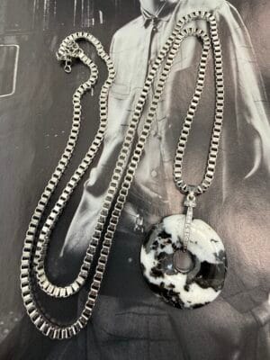 שרשרת קוביות דונאט ג׳ספר