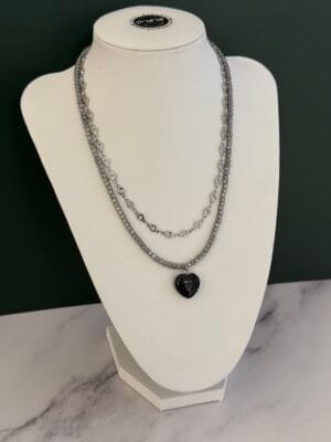 שרשרת שתי שכבות המטייט מט לב