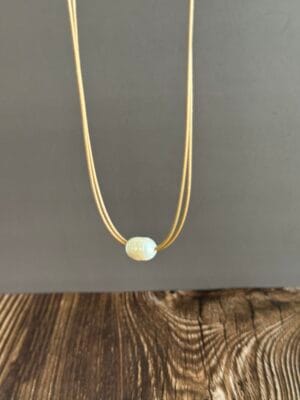 שרשרת חוט חום פנינה