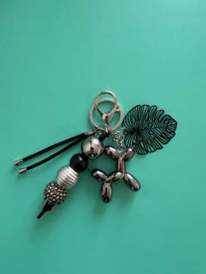 קישוט צ’ארם כלבלב שחור