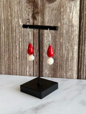 עגילי פנינה טיפה אדומה