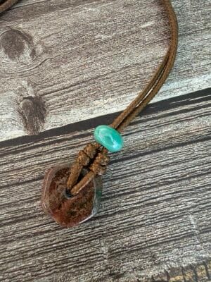 שרשרת מתכווננת חבל חום אבן ג’אספר